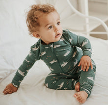 Load image into Gallery viewer, Petit Lem Shark Print Convertible Sleeper