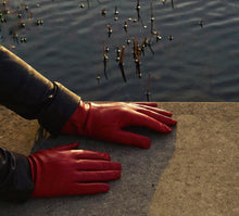 Load image into Gallery viewer, Kessler Carla Leather Gloves