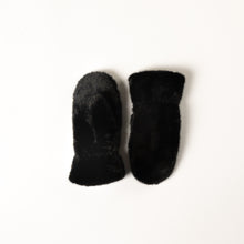 Load image into Gallery viewer, Lyla + Luxe Faux Fur Luxe Mittens