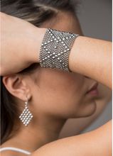 Load image into Gallery viewer, Liquid Metal Bracelets