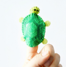 Load image into Gallery viewer, Animal Finger Puppets Felted Wool