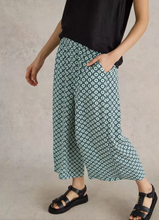 Load image into Gallery viewer, White Stuff UK Lisette Crinkle Culotte
