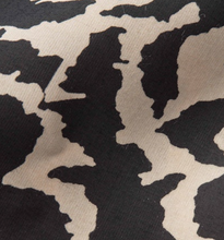 Load image into Gallery viewer, Masai Along Scarf