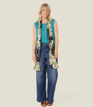 Load image into Gallery viewer, Masai Alo Scarf Loden Print