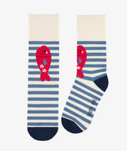 Load image into Gallery viewer, Souris Mini Soft Blue Stripe Socks with Fish