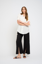 Load image into Gallery viewer, Pistache Double Pocket Linen Blouse White
