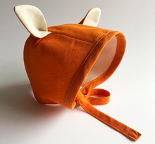 Load image into Gallery viewer, Gogo and Martin Linen Fox Bonnet