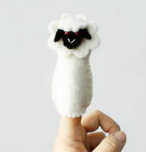 Load image into Gallery viewer, Animal Finger Puppets Felted Wool