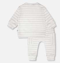 Load image into Gallery viewer, Deux Par Deux Turtle Print Stripe Top and Pant