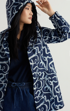 Load image into Gallery viewer, Seasalt Packable Waterproof Jacket Inky Strokes Maritime