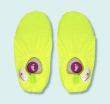Load image into Gallery viewer, Palm Beachies Water Shoes Pop Yellow