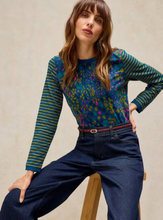 Load image into Gallery viewer, White Stuff UK Clara Tee Teal Print