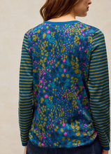 Load image into Gallery viewer, White Stuff UK Clara Tee Teal Print
