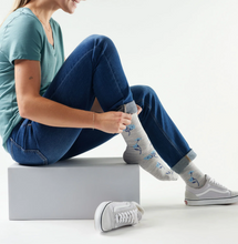 Load image into Gallery viewer, Smartwool Womens Garden Gala Crew Socks Ash