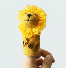 Load image into Gallery viewer, Animal Finger Puppets Felted Wool