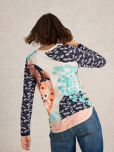 Load image into Gallery viewer, White Stuff UK Clara Tee Blue Print
