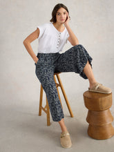 Load image into Gallery viewer, White Stuff UK Lisette Crinkle Culotte Navy Print
