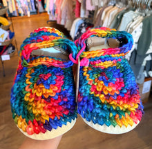 Load image into Gallery viewer, Padraig Womens Slippers Rainbow

