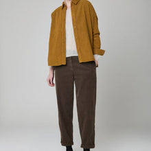 Load image into Gallery viewer, Mes Soeurs Et Moi Corduroy Shirt Jacket Tobacco
