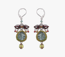 Load image into Gallery viewer, Ayala Bar Vintage Gold, Solace Earring
