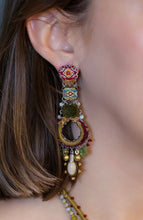 Load image into Gallery viewer, Ayala Bar Vintage Gold, Kusa Earring
