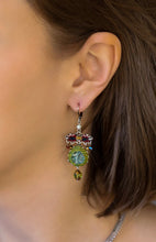 Load image into Gallery viewer, Ayala Bar Vintage Gold, Solace Earring
