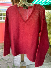 Load image into Gallery viewer, Mes Soeurs Et Moi Odyssee Mohair Sweater Dahlia

