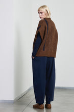 Load image into Gallery viewer, Neirami Alpaca Blend Sweater Vest
