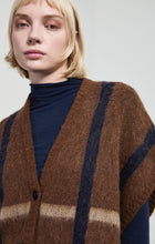 Load image into Gallery viewer, Neirami Alpaca Blend Sweater Vest
