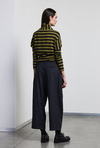 Neirami Grey Flannel Crop Pant