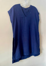Load image into Gallery viewer, Mes Soeurs et Moi Antilope Navy Tunic
