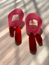 Load image into Gallery viewer, Dconstruct Metallic Asymetric Earrings
