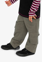 Load image into Gallery viewer, Deux Par Deux Stretch Twill Cargo Pant Grey
