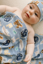 Load image into Gallery viewer, Loulou Lollipop Jungle Friends Swaddling Blanket
