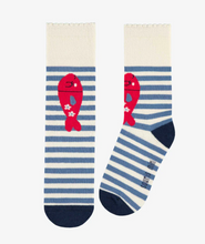 Load image into Gallery viewer, Souris Mini Soft Blue Stripe Socks with Fish
