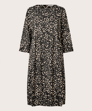 Load image into Gallery viewer, Masai Nukkel Dress
