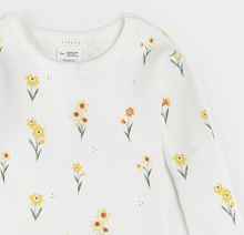 Load image into Gallery viewer, Petit Lem Daffodils Baby Pyjamas
