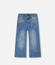 Load image into Gallery viewer, Deux Par Deux Flower Patch Wide Leg Jean
