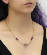 Load image into Gallery viewer, Ayala Bar Berry Blush, Pincora Necklace
