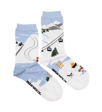 Load image into Gallery viewer, Womens Ski Scene Mismatch Socks
