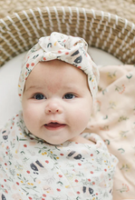 Load image into Gallery viewer, Loulou Lollipop Bumblebees Swaddling Blanket
