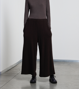 Neirami Wide Leg Crop Fleece Pant Chocolate