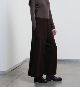 Neirami Wide Leg Crop Fleece Pant Chocolate
