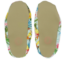 Load image into Gallery viewer, Palm Beachies Water Shoes Pineapple

