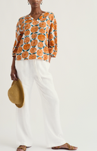 Load image into Gallery viewer, Seasalt Streamlet Swing-Shape Top Painted Marigold Chalk
