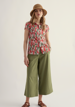 Load image into Gallery viewer, Seasalt Rushmakers Shirt Red Hot Poker Chalk
