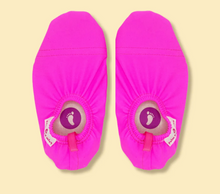 Load image into Gallery viewer, Palm Beachies Water Shoes Pop Pink

