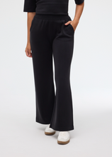 Load image into Gallery viewer, Fig Nanty Pants Black

