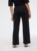 Load image into Gallery viewer, Fig Nanty Pants Black

