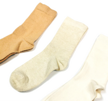 Load image into Gallery viewer, Q is for Quinn Pure No Dye Kids Organic Cotton Socks
